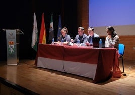 Intervinientes en la charla