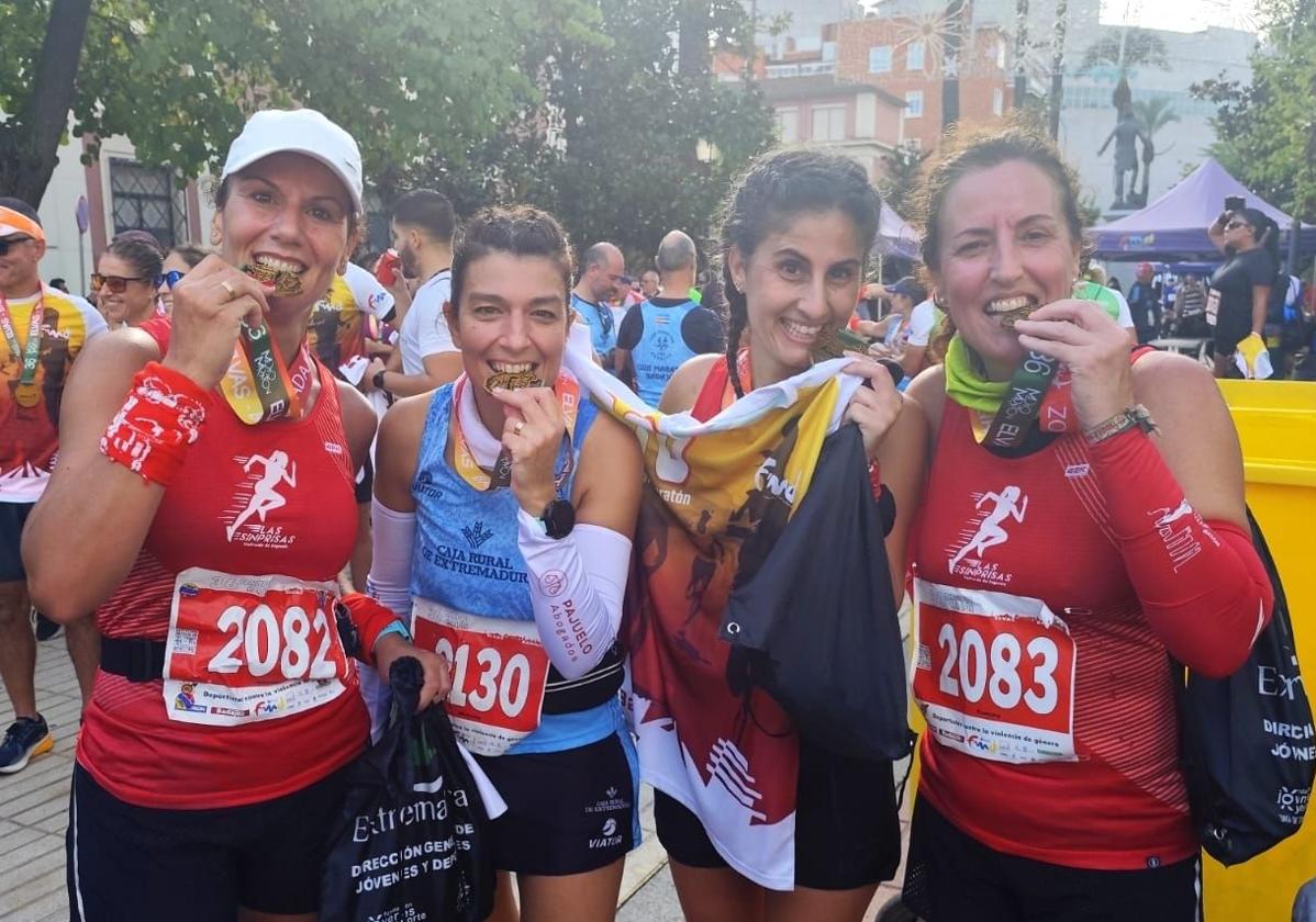 Cuatro de las valverdeñas que completaron la carrera