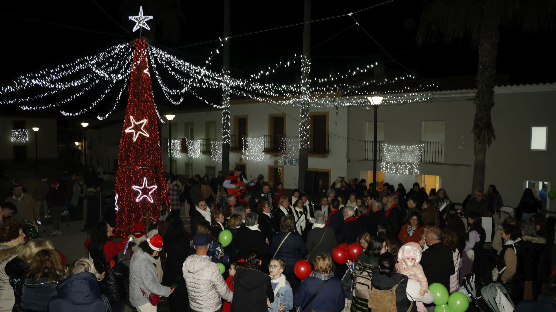 Valverde enciende la Navidad 2025