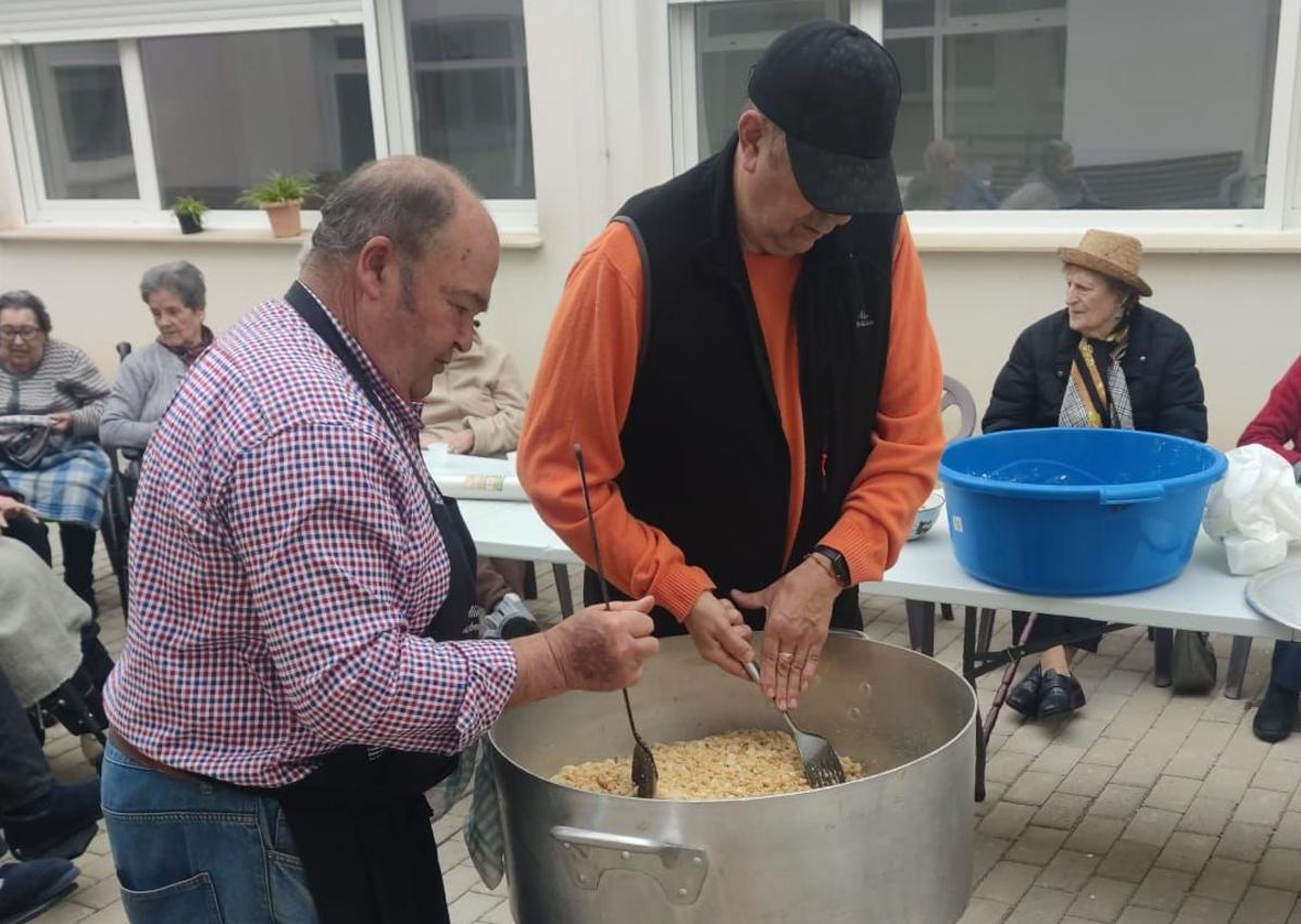 Imagen secundaria 1 - Imágenes de la actividad