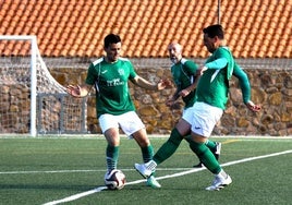 A la izquierda Iván Guerra, autor de uno de los goles valverdeños