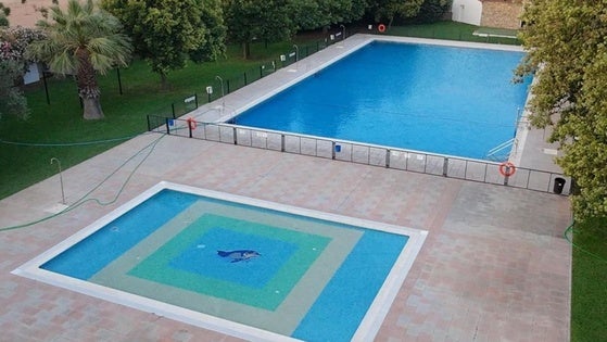 La piscina municipal se prepara para la nueva temporada de baños