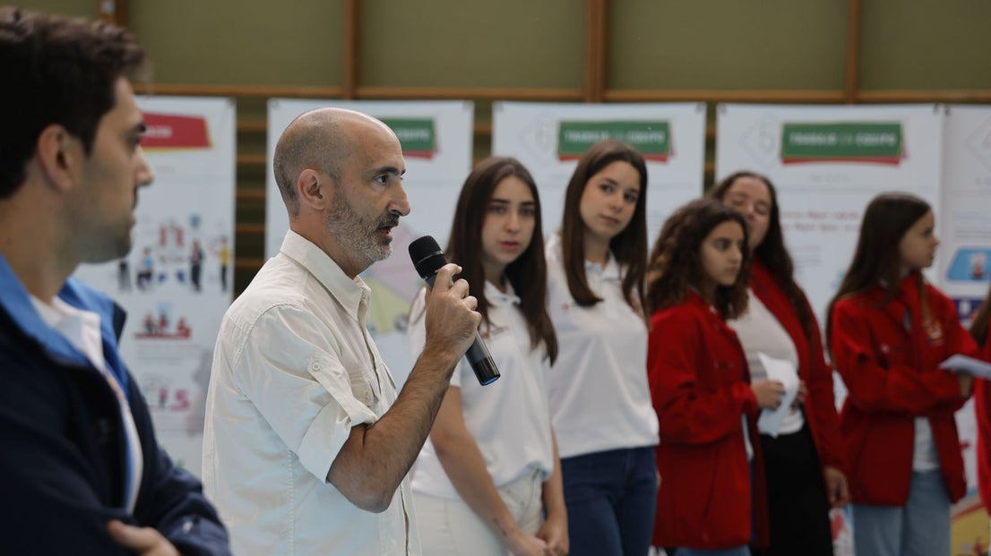'De Joven a Joven. Equilibrio en movimiento'