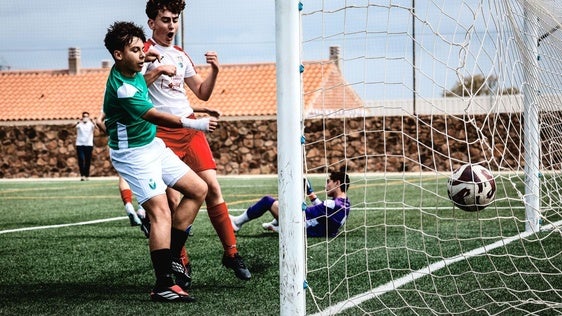 Los cadetes encajan un gol en la ida
