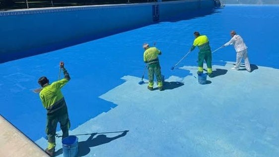 La piscina acelera su puesta a punto para adelantar su apertura