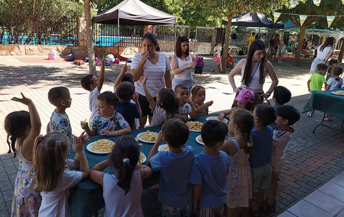 Fiestas en el Campamento de Verano 'La Tribu'