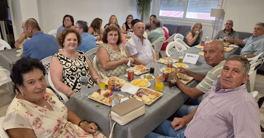 Cena de Convivencia en la Semana del Mayor