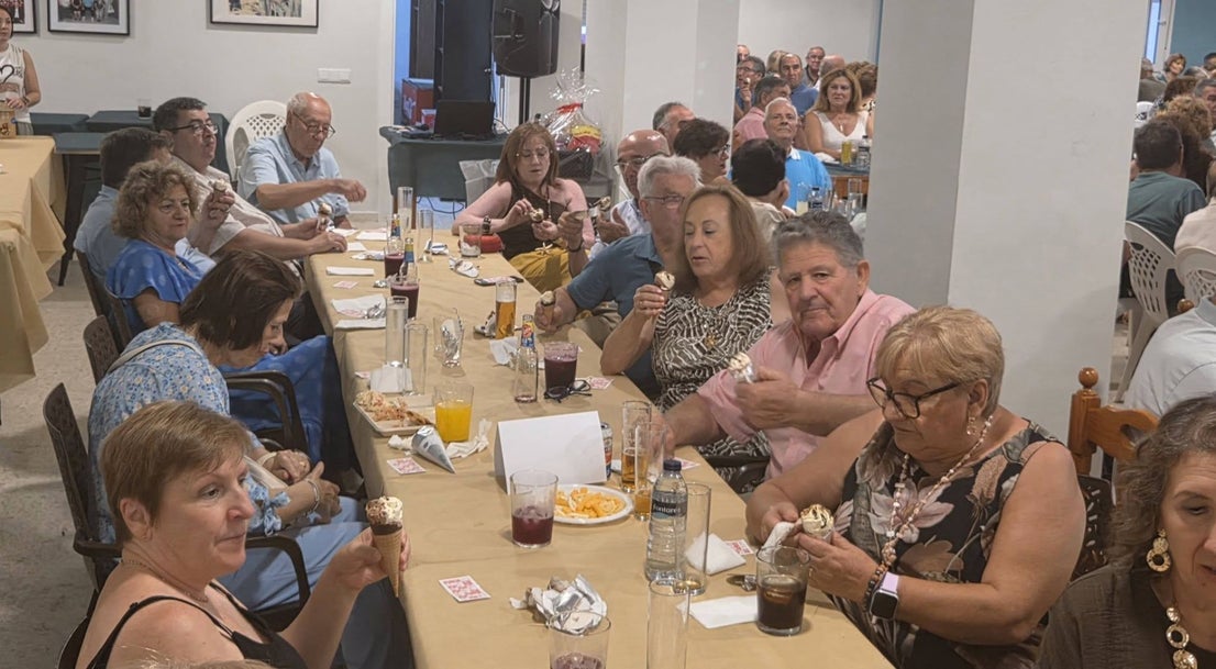 Cena de Convivencia en la Semana del Mayor