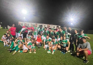 Los campeones celebran el triunfo