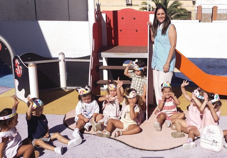Imagen principal - Imágenes del inicio escolar