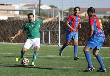 Nico, autor de cuatro de los cinco goles de los valverdeños