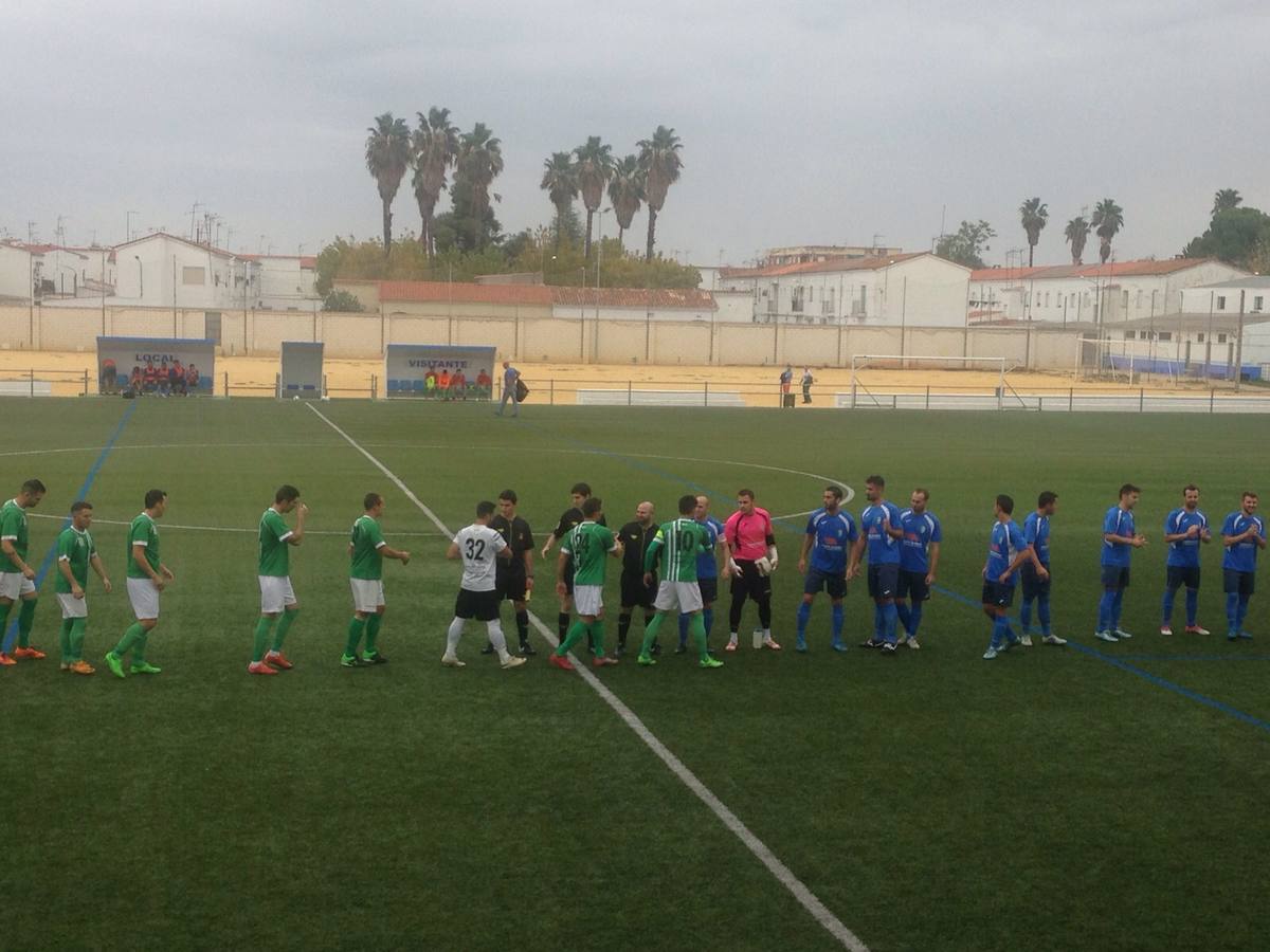 Saludo inicial entre ambos equipos