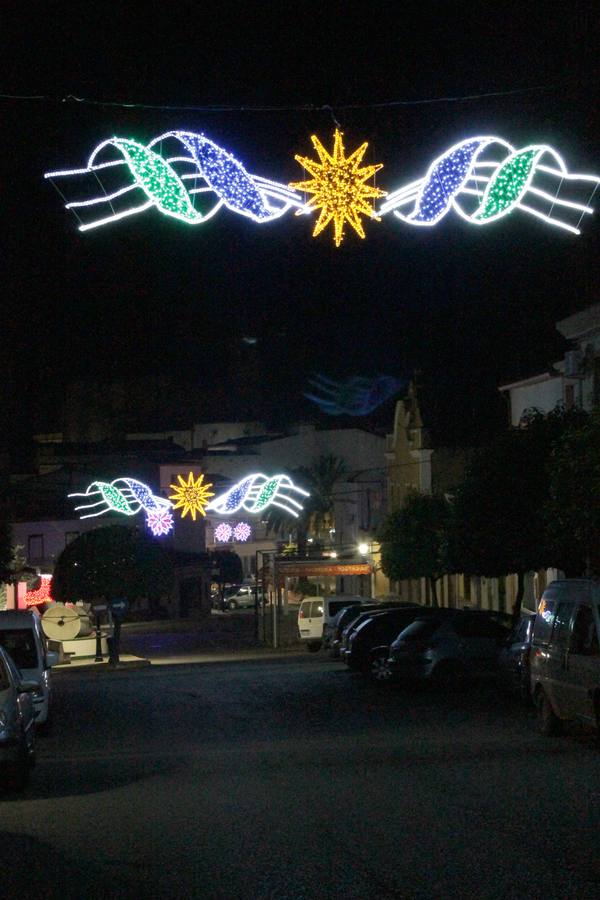 Alumbrado navideño en las calles valverdeñas