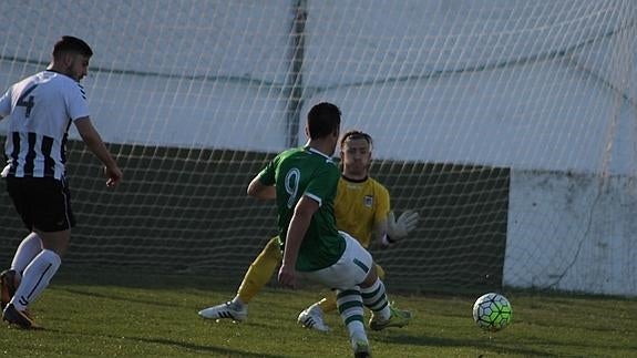 Segundo gol de Borja Romero