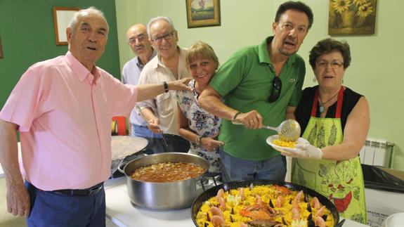 Gran paellada que pudieron degustar los casi 100 asistentes