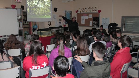 Charla sobre las especies exóticas invasoras