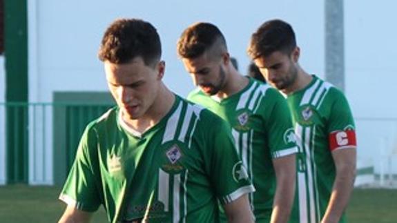 Los valverdeños abandonaron el terreno de juego hundidos y derrotados