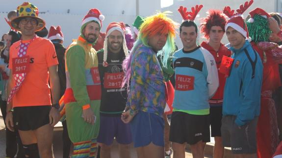 Algunos participantes en la San Silvestre del año pasado