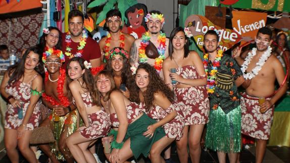 Peña Sakkara vestidos de la película 'Lilo y Stich'