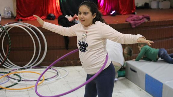 Los pequeños se divirtieron con los talleres del circo