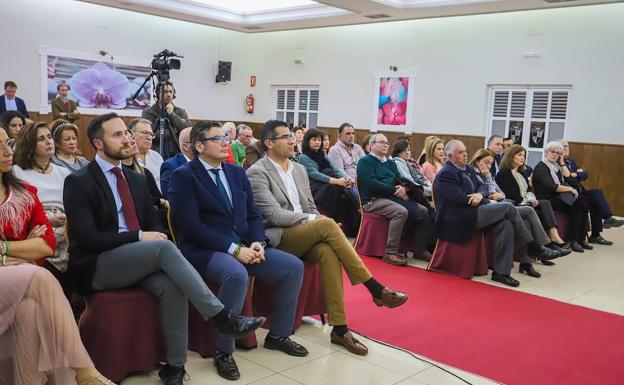 Asistentes a la gala anual de los comerciantes 