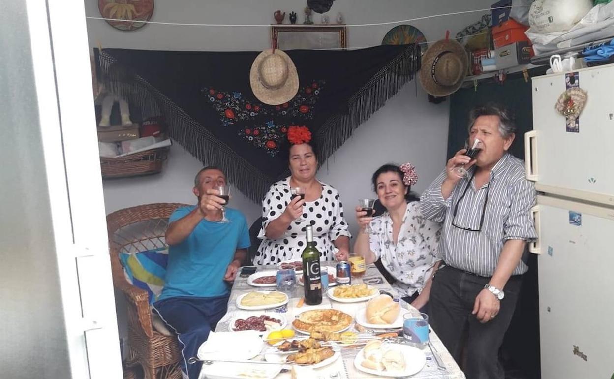 Esta foto de Josefa Macarro recibió 676 «me gusta« en Facebook