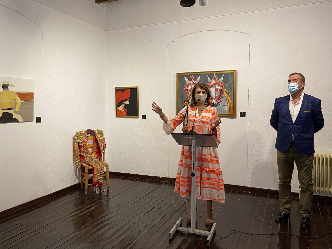 Fotos: Exposición taurina "Tarde de Gloria" de Toña Chachón