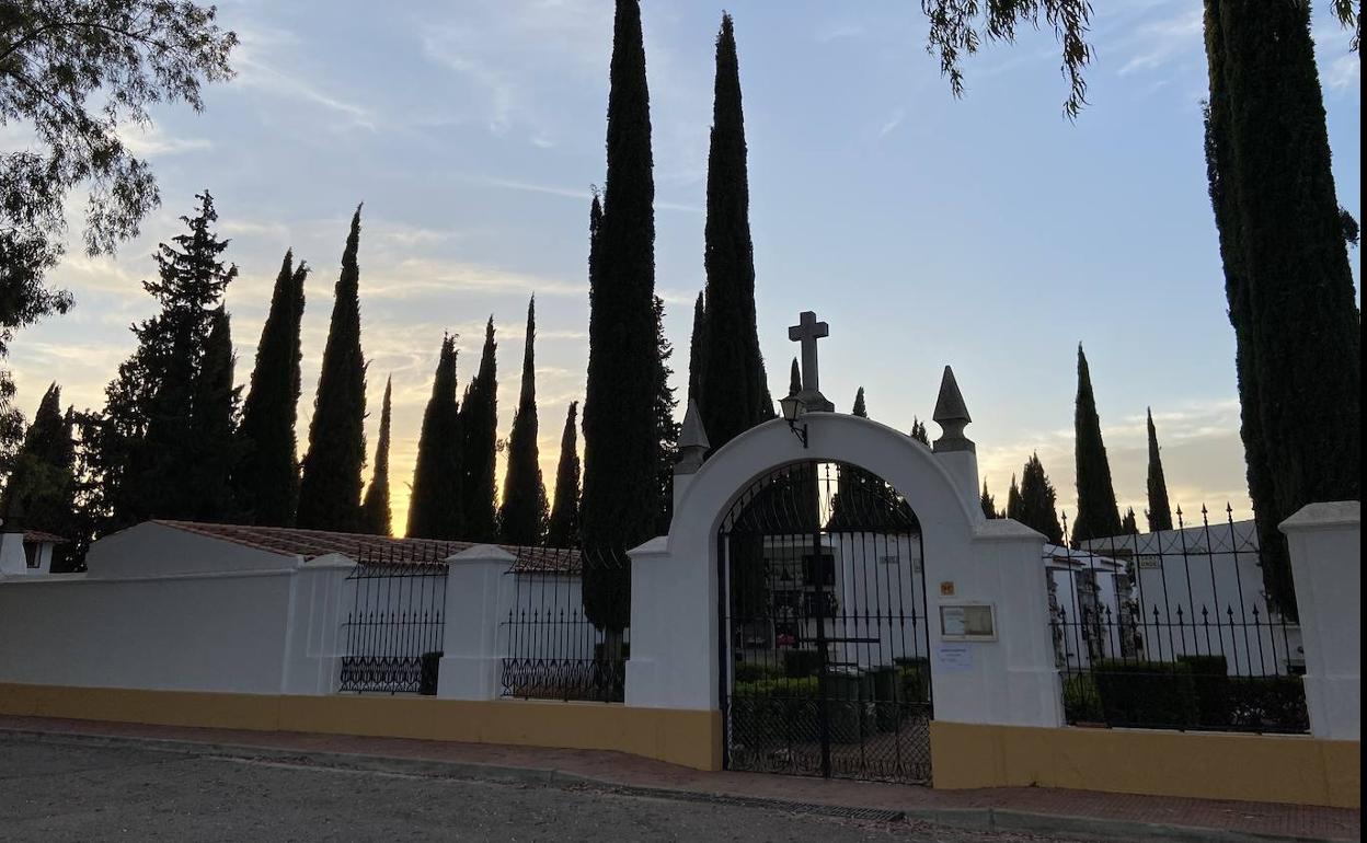 El Ayuntamiento establece normas de seguridad para acceso al cementerio con motivo de la Festividad de los Difuntos