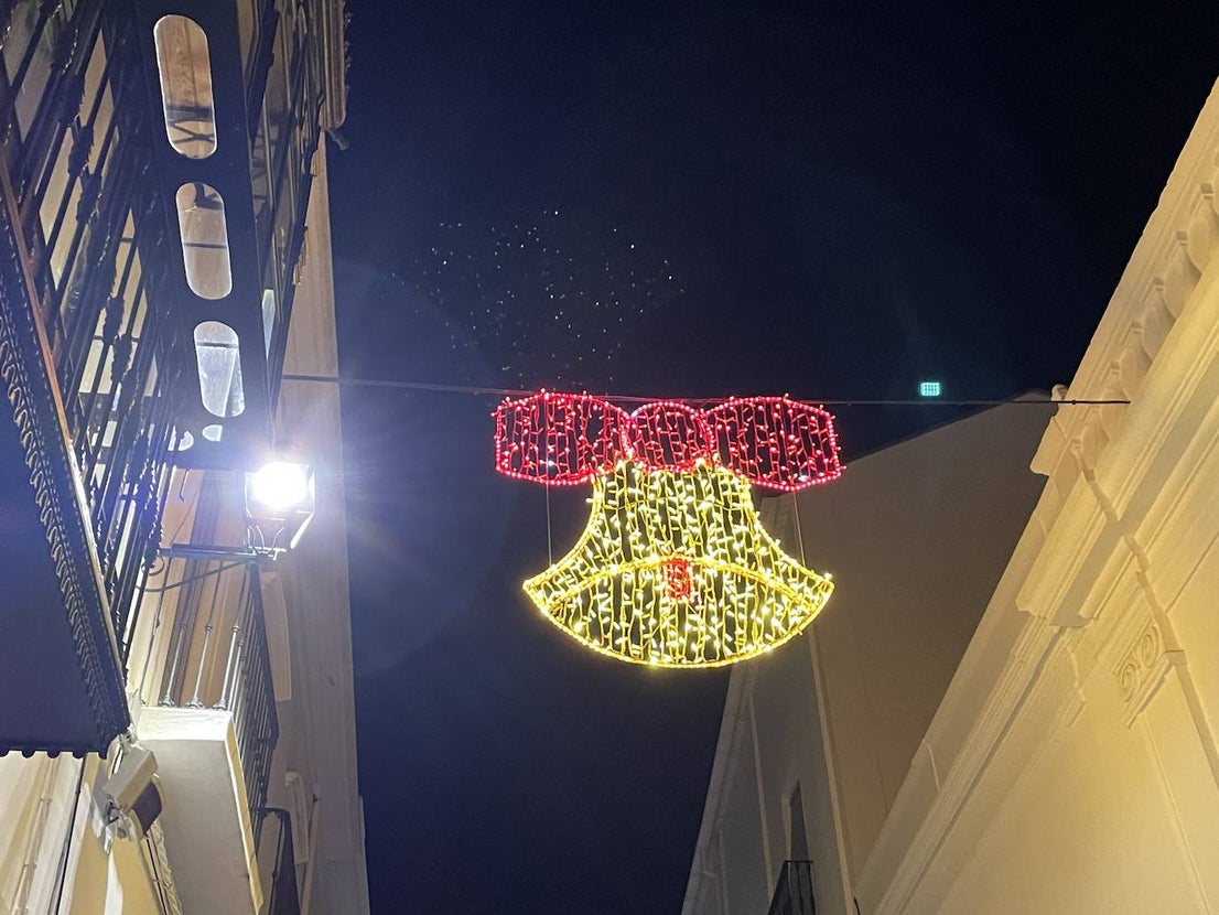 Fotos: La iluminación navideña inunda Villafranca