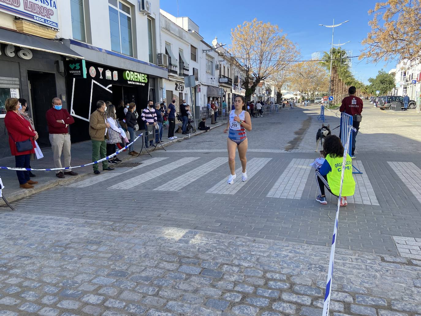 Fotos: Ambiente festivo en el regreso de la San Silvestre