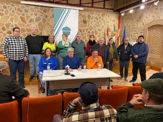 Una Extremadura Digna presenta en Villafranca su programa electoral para «cambiar las cosas en beneficio de las clases populares»