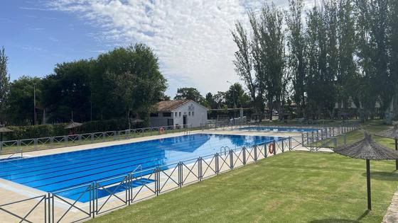 Las personas con discapacidad (33%) podrán acceder a las piscinas con tarifa reducida