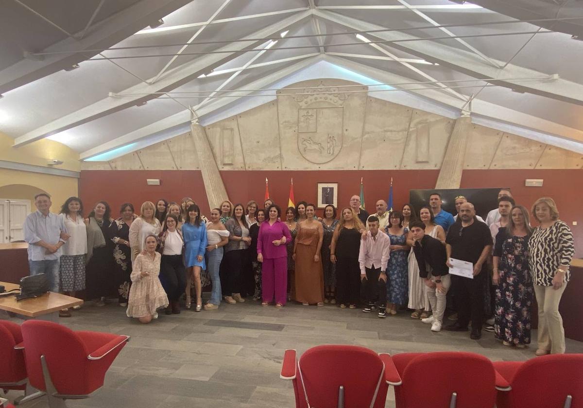Los treinta alumnos en la clausura de la Escuela Profesional Dual de Empleo Bonhaval II