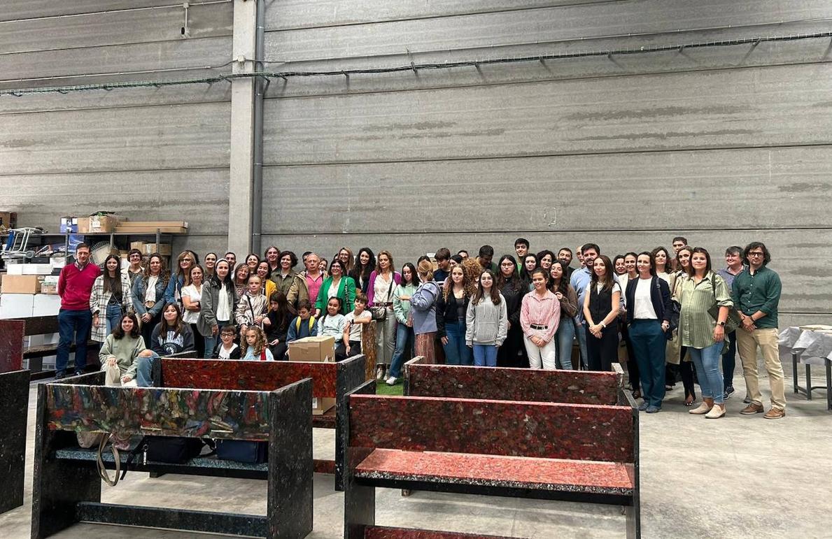 La Hormiga Verde premia a 59 centros educativos de la región por reciclar basura electrónica