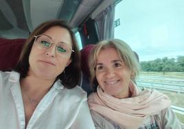 Teresa Flores y Brigi Roco de camino a Oradea (Rumanía)