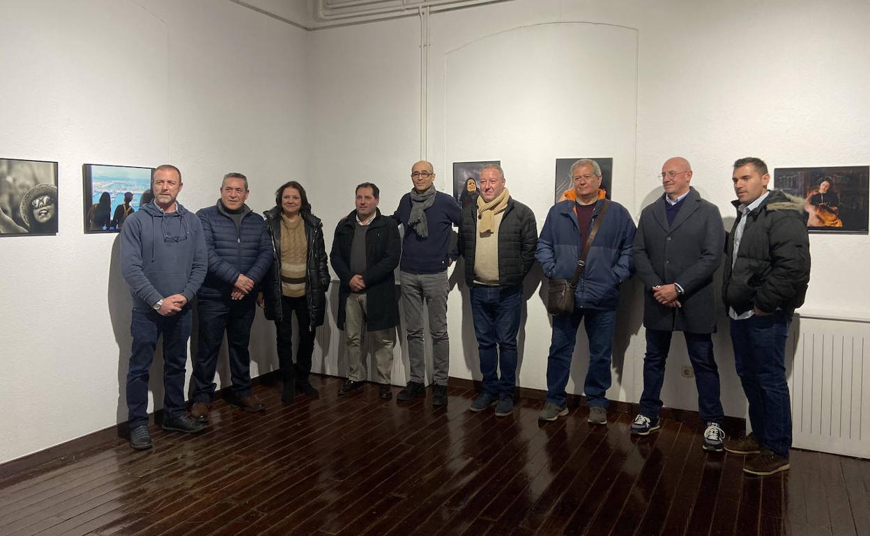 Inaugurada en la Casa de Cultura la exposición fotográfica 'Enfocadas'