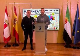 El concejal de Festejos, Javier Pardo, y el pesidente de la SP Villafranca, Cipri Santos, en rueda de prensa.