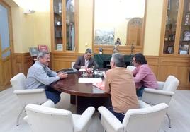 Francisco Jiménez Araya y Joaquín Rodríguez Soler junto a José Aurelio González Peinado y Juan José Borrego Lobato.