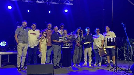 Los emigrantes, la buena vecindad y la familia centran el pregón de las fiestas de las Peñitas a cargo de la familia Merino Muriana