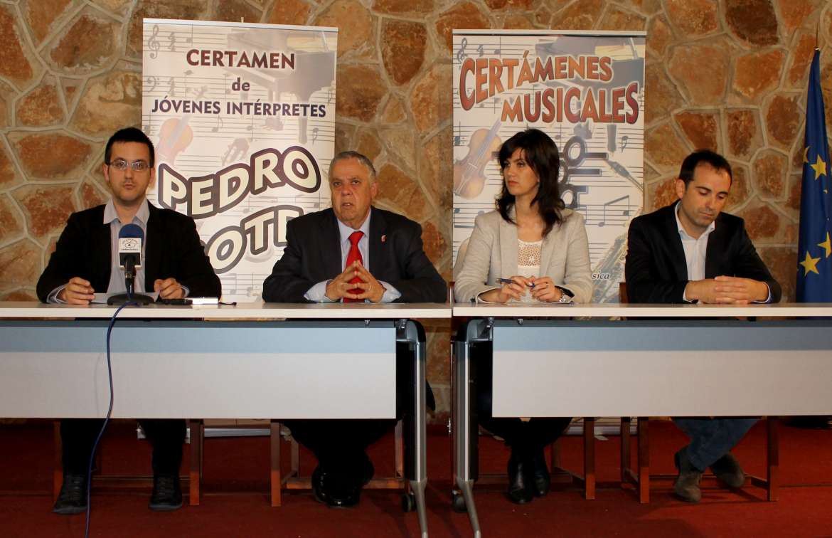 , Ramón Ropero, Miriam García Cabezas y Esteban Morales.