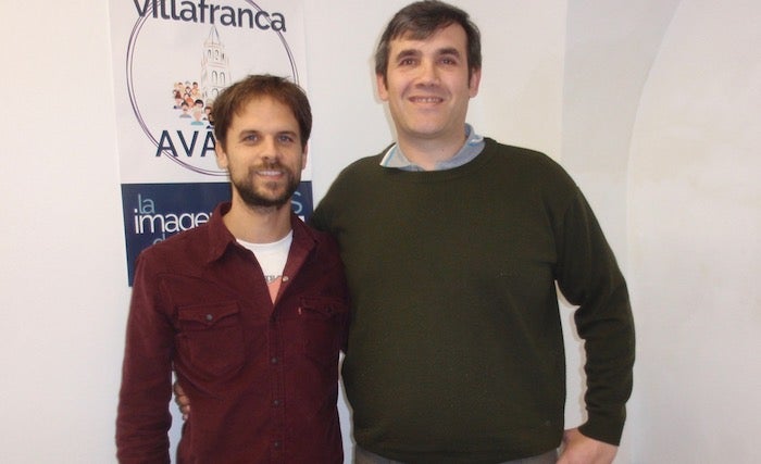 Álvaro Jaén y Gabriel Sánchez, esta mañana en la sede de Villafranca Avanza, tras la rueda de prensa del secretario general de Podemos Extremadura. 