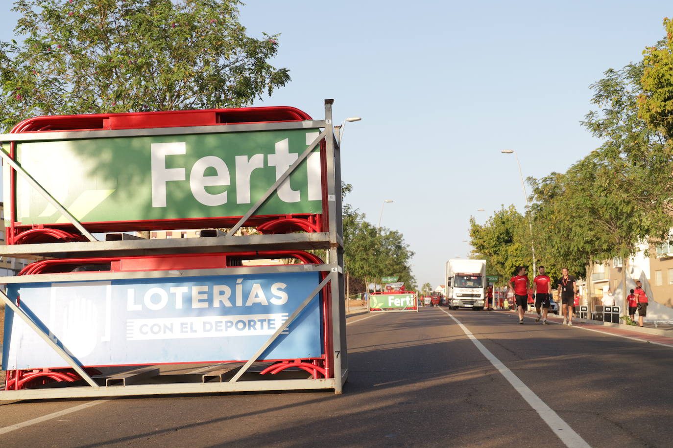 Montaje de la zona de meta ya desde las 7 de la mañana. 
