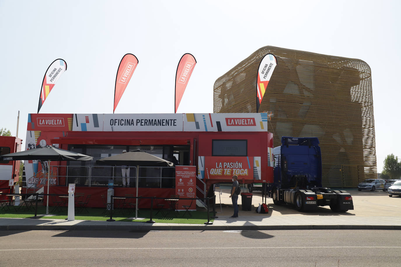 Oficina permanente instalada en el palacio de congresos. 