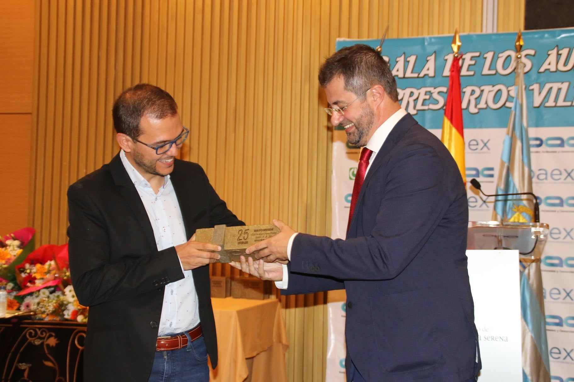 La Gala del Autónomo y Empresa Villanovense reconoció el esfuerzo del último año. 