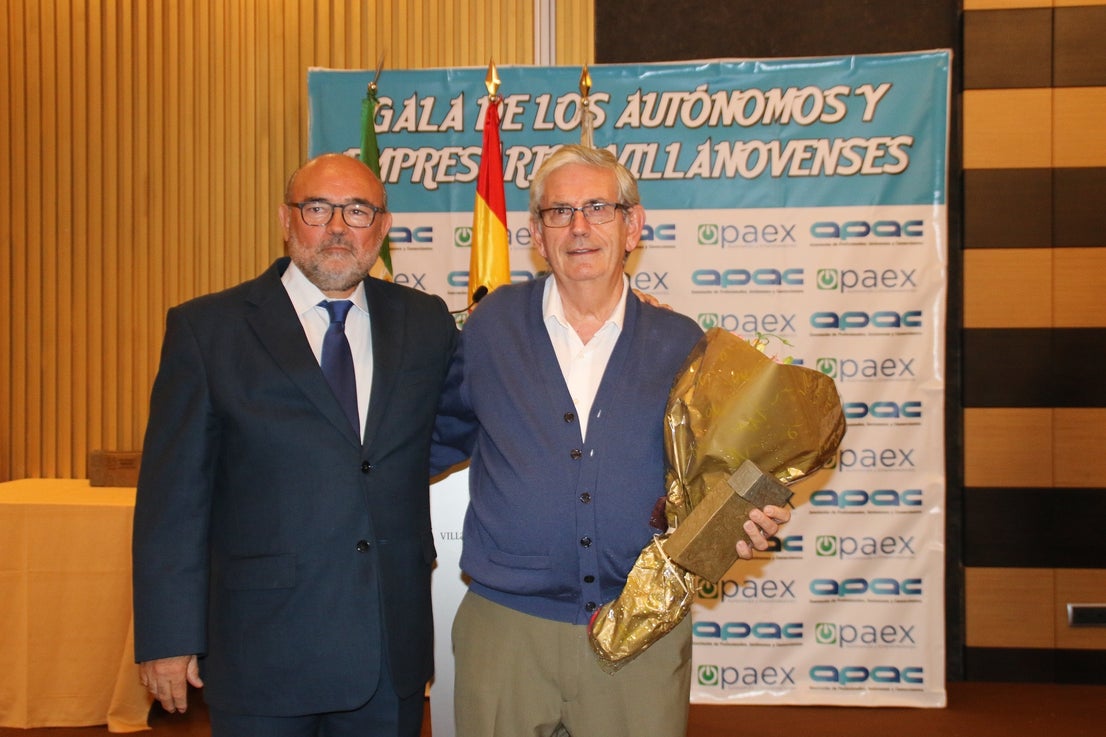 La Gala del Autónomo y Empresa Villanovense reconoció el esfuerzo del último año. 