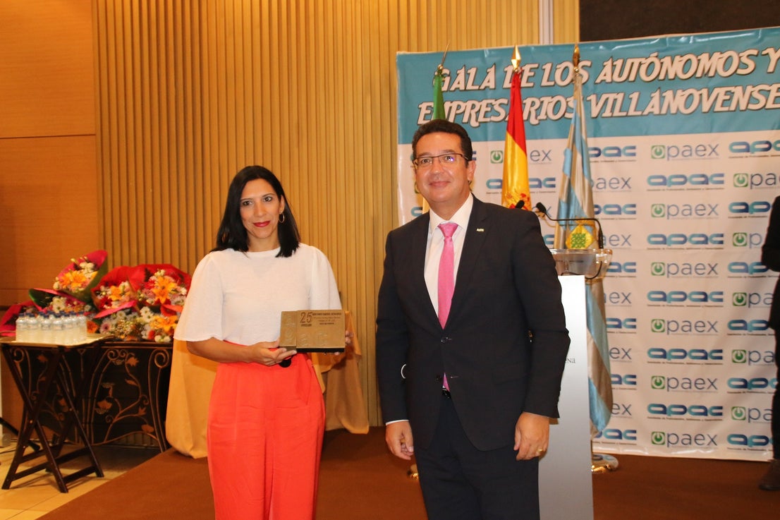 La Gala del Autónomo y Empresa Villanovense reconoció el esfuerzo del último año. 