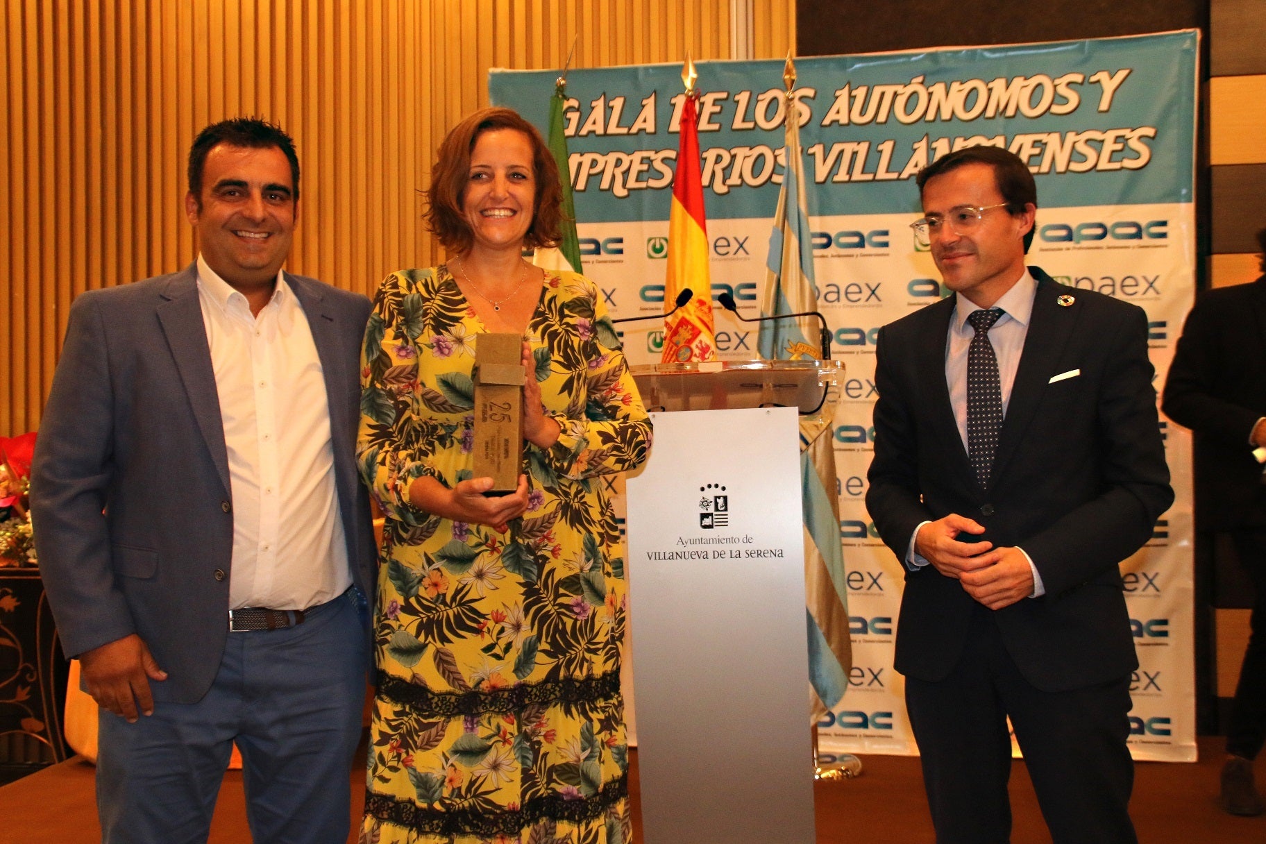 La Gala del Autónomo y Empresa Villanovense reconoció el esfuerzo del último año. 