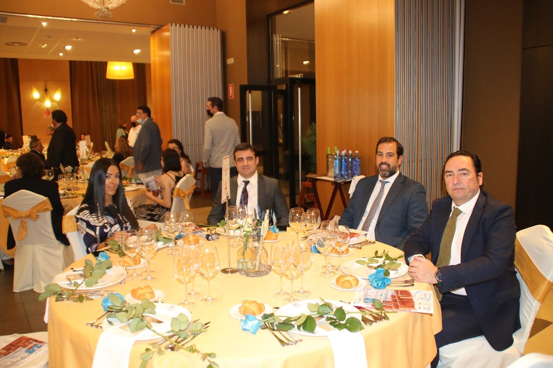 La Gala del Autónomo y Empresa Villanovense reconoció el esfuerzo del último año. 