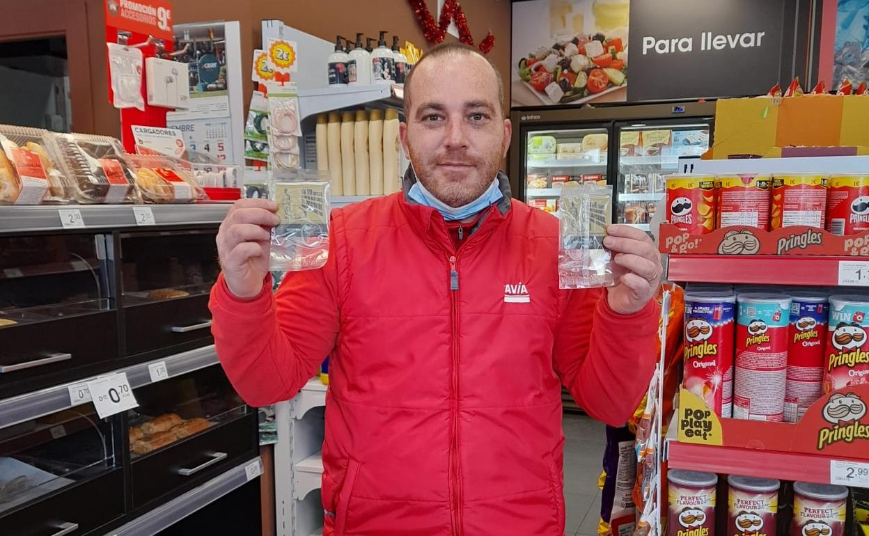 Las gasolineras regalan 1.500 ambientadores para prevenir el consumo de alcohol