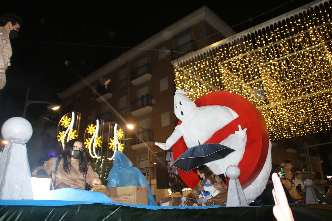 Los Reyes Magos y las carrozas de la cabalgata trajeron la ilusión. 